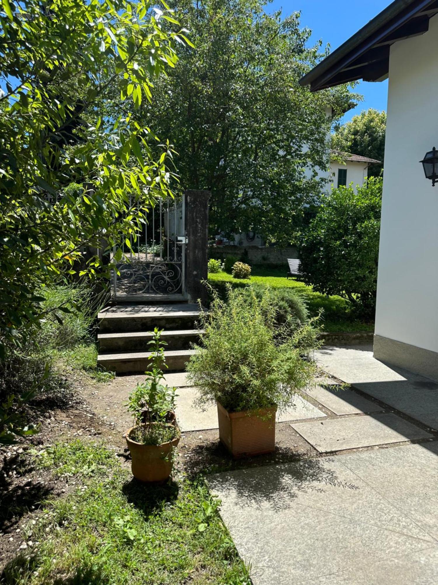 Casa Del Custode: Renovated Flat With Garden In A Villa Near The Lake Stresa Exteriör bild